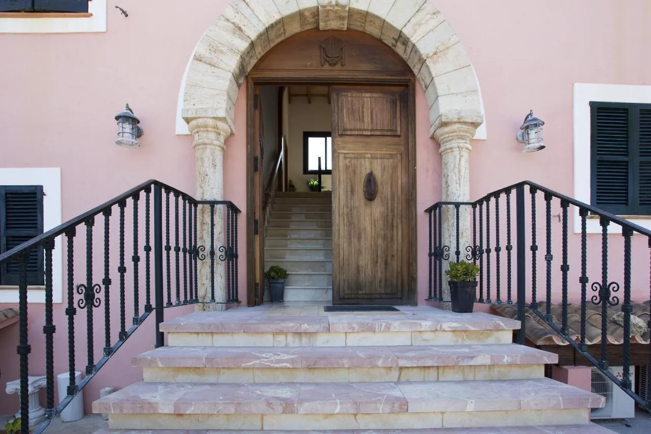 Spacious Apartment In Pollenca With Mountain View
