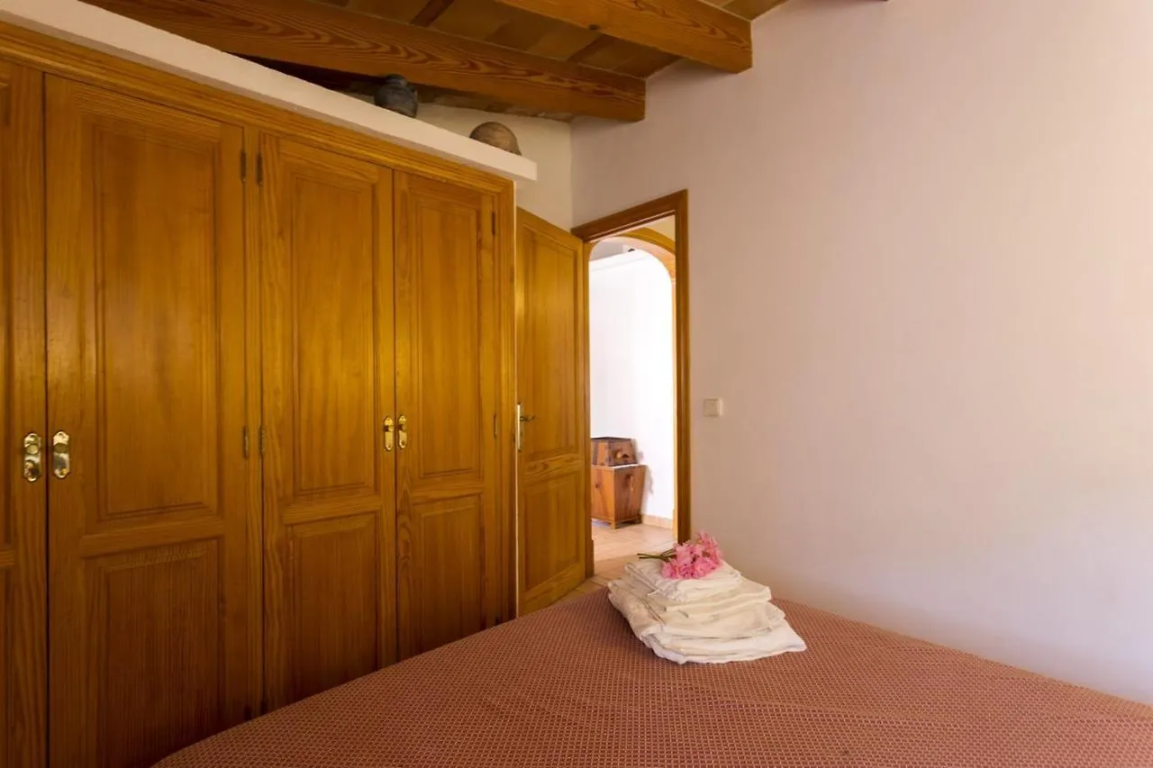 Spacious Apartment In Pollenca With Mountain View 0*,