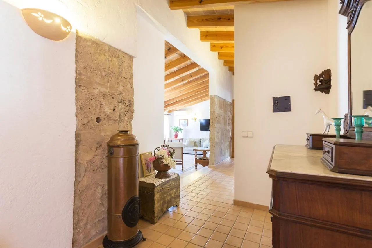 Spacious Apartment In Pollenca With Mountain View