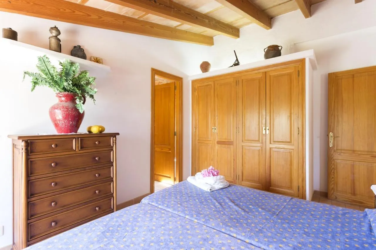Spacious Apartment In Pollenca With Mountain View 0*,